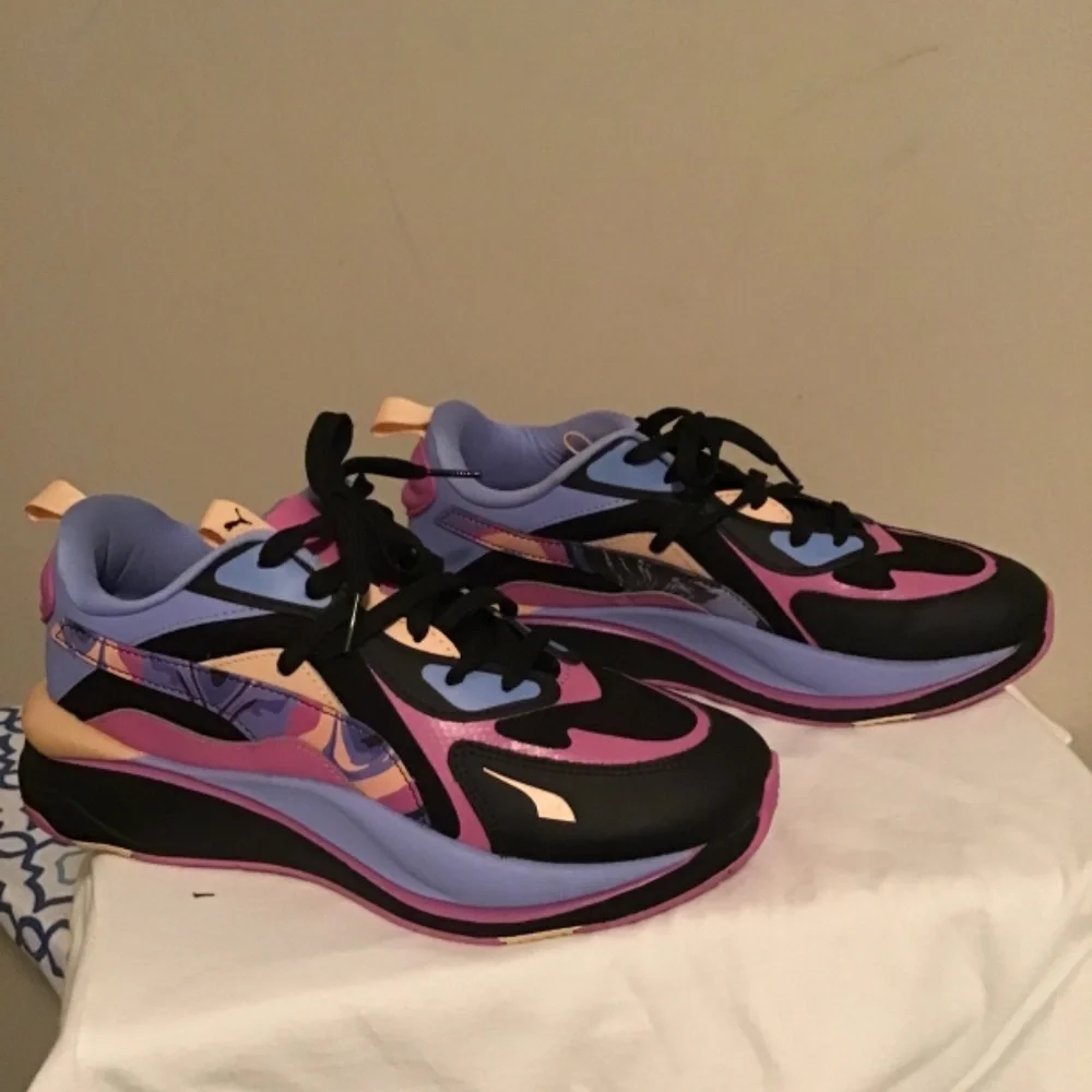 😜Puma, women’s size 9.5, new condition, see photos - Picture 2 of 5